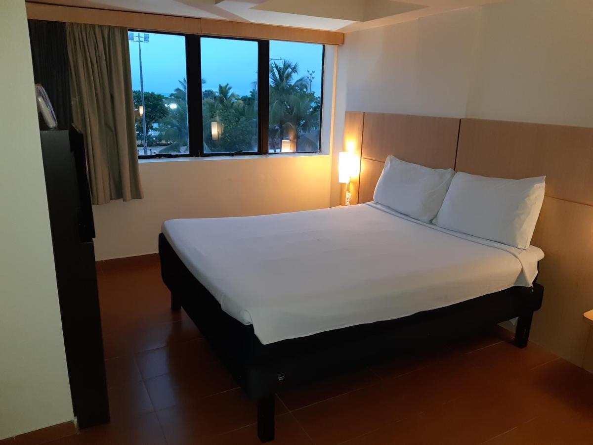 Ibis Maceio Pajucara Hotel Екстериор снимка